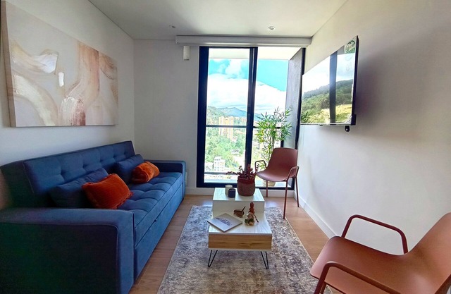 Comfort with panoramic balcony, parking, Usaquén