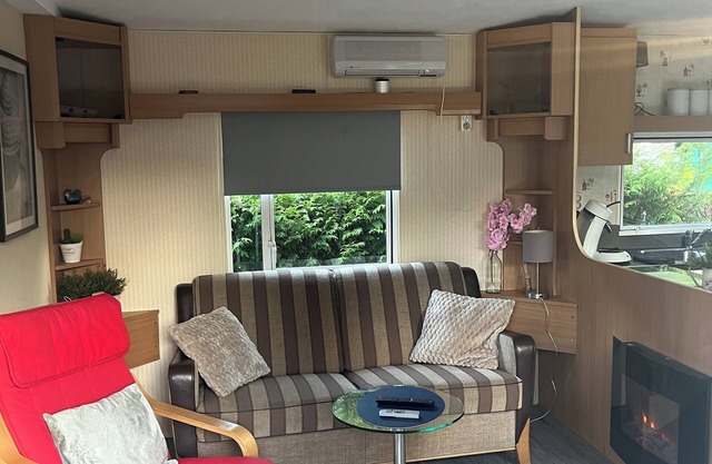 Comfortabel Chalet in Schoonloo met fietsen, airco en buitenzwembad!