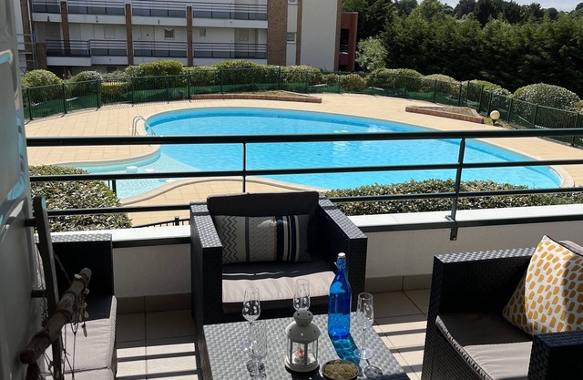 Comfortable 42 m2 apartment for 4 people, walking distance to the beach .