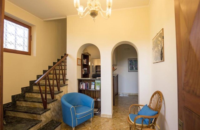 Comfortable apartment 4 in Villa Rosa Sorrento