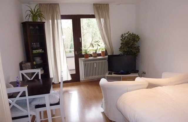 COMFORTABLE APP FULLY EQUIPPED 3 min to S-BAHN newly renovated with balcony