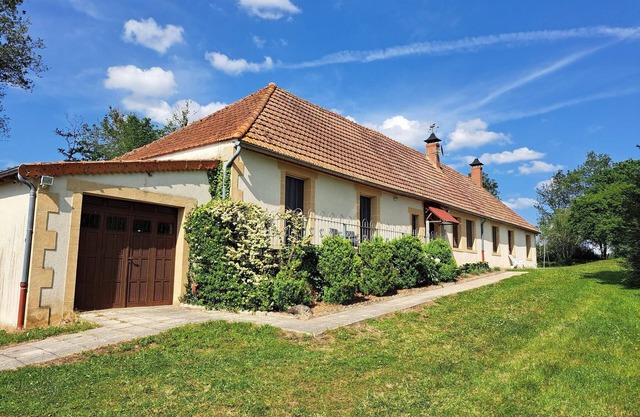 Comfortable holiday home with spacious garden