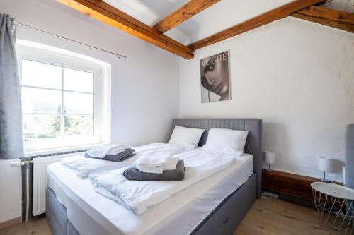 Comfortable Stay for Families and Business Travelers - 5 Guests, Fast WiFi, Near Station