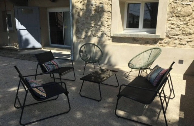 Comfortable T3 apartment in mas provençal near the countryside