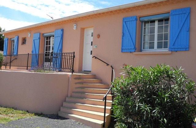 Comfortable villa with private pool near Pézenas&coast