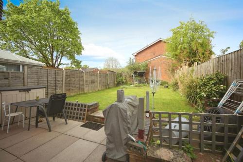 Comfy 3 Bed Home- 30min to Birmingham