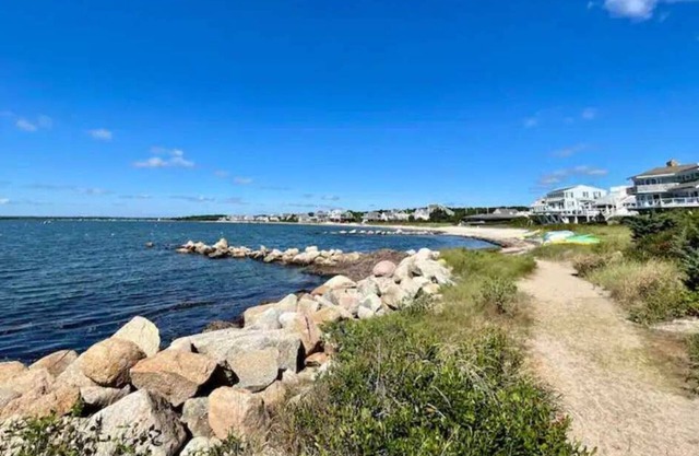 Comfy beach house in Mattapoisett
