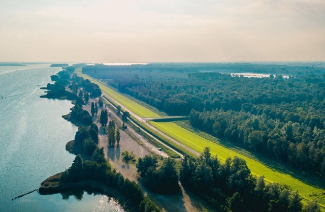 Comfy chalet with a dishwasher, close to the beach