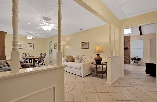 Comfy Home w/Great Accessibility by RedAwning