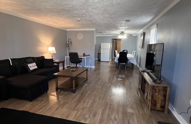 Coming into town for any special event.Cozy spacious space with all your needs!