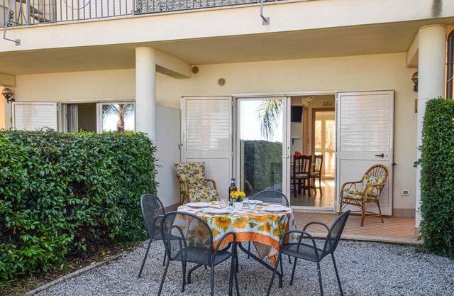 Compact and nice apartment near the beach.