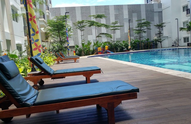 Compact Studio Signature Park Grande Apartment Mt. Haryono