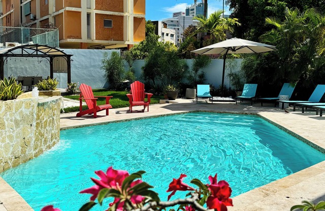 Condado Laguna Villa w/Pool 5 Bed 3 Bath - Generator
