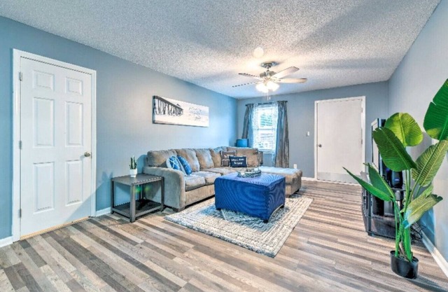 Condo Comforts of HOMME