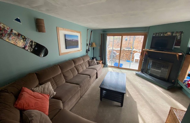 Condo near wiffletree chairlift!