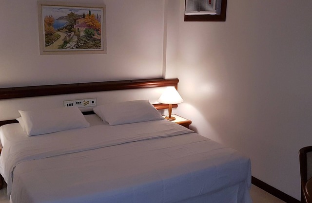 Conjugate Superflow Apartment