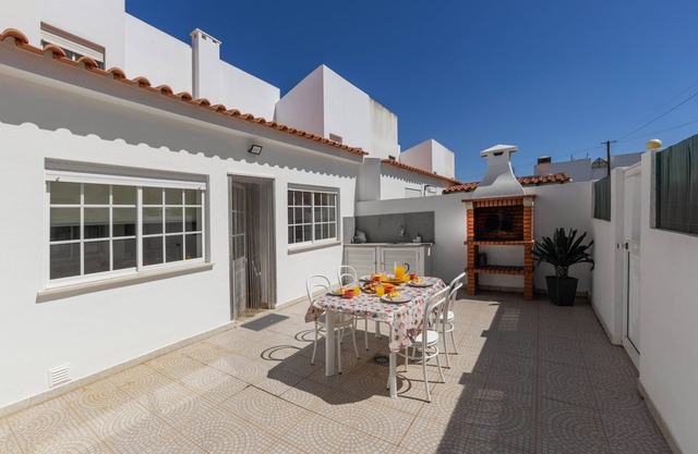 Consolação Beach Villa