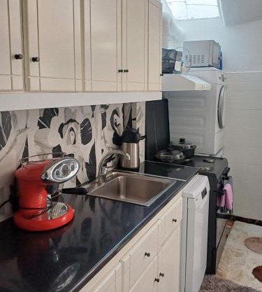 Constantina D Apt Argos