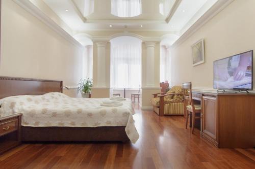 Consul Hotel Консул