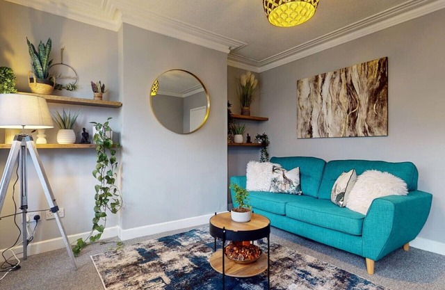 Contemporary Hideaway by Nottingham Castle - 5 bed