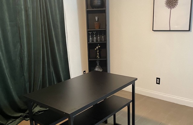 Convenient property located within minutes of many famous Las Vegas attractions