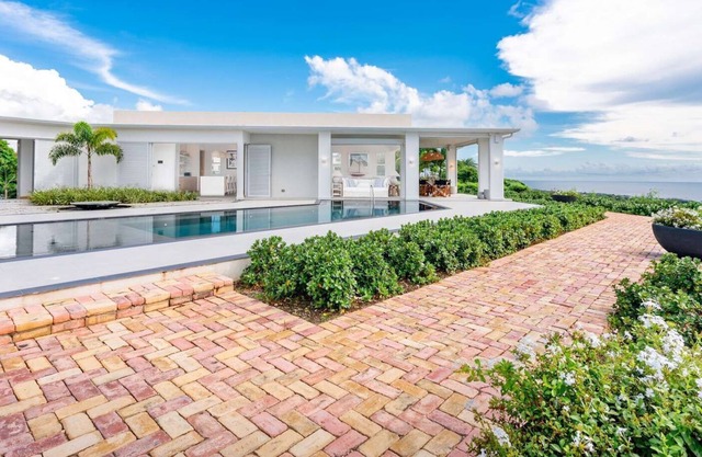Cool Breeze Luxury villa