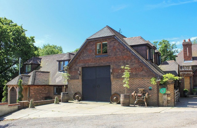 Coombe Wood Coach House