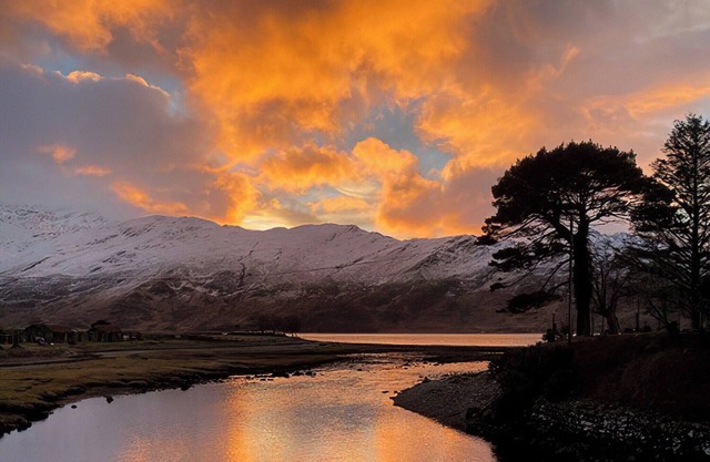Corran Shepherd’s Hut is a beautiful hand-crafted hut that anyone will enjoy staying in.
