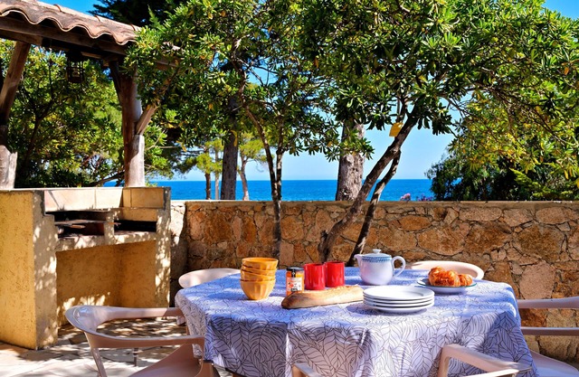 Corse Location Ile Rousse Bord de mer N°3 Résidence Saint Vincent