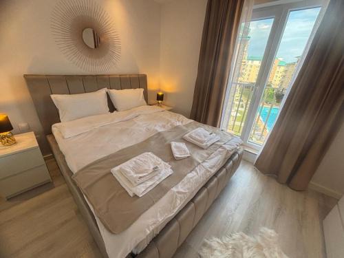 COSMO 3, 2 Rooms, 2 Beds, 1 Parking, Shopping & Swimming