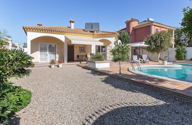 Costa de la Luz Poolside Villa
