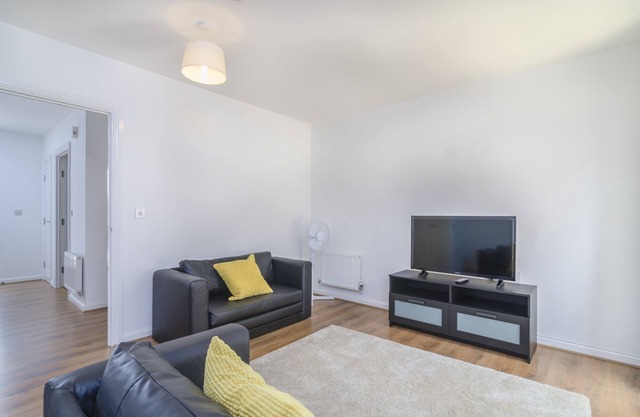 Cosy 2 bed House in quiet residential area