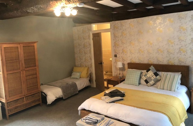 Cosy Annexe in semi rural barn conversion. Beautiful location.