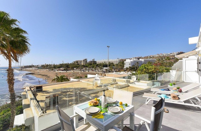 Cosy apartment for 6 people with WIFI, A/C, TV, terrace and pets allowed