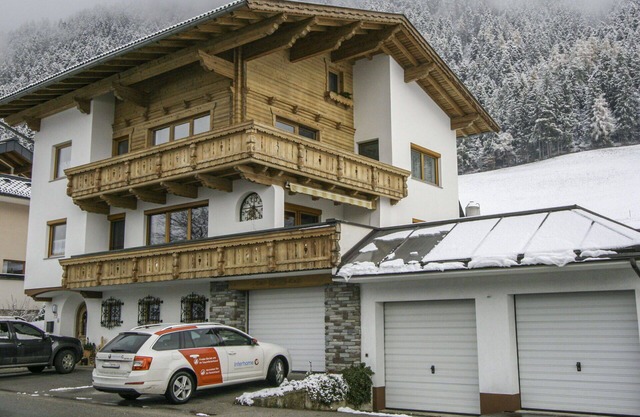 Cosy apartment for 4 guests with WIFI, TV and balcony