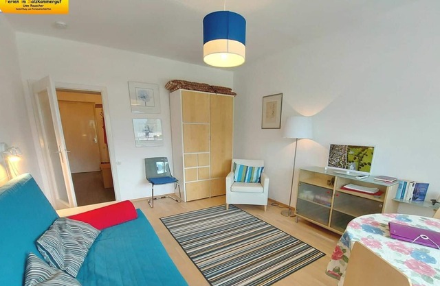 Cosy apartment for 2 people with WIFI, TV, balcony, pets allowed and parking