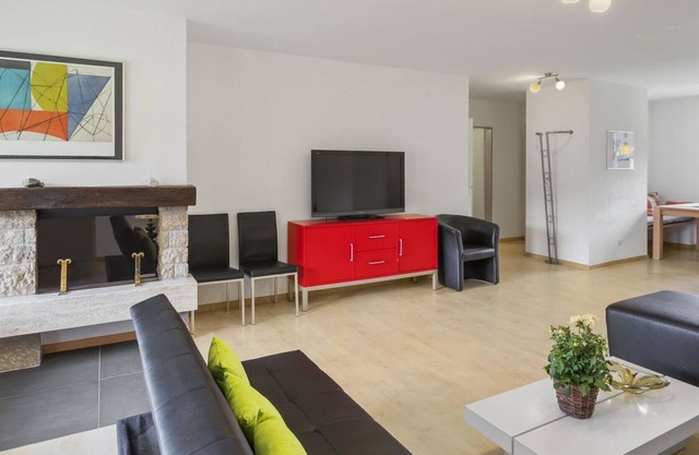 Cosy apartment for 5 guests with WIFI, TV and balcony