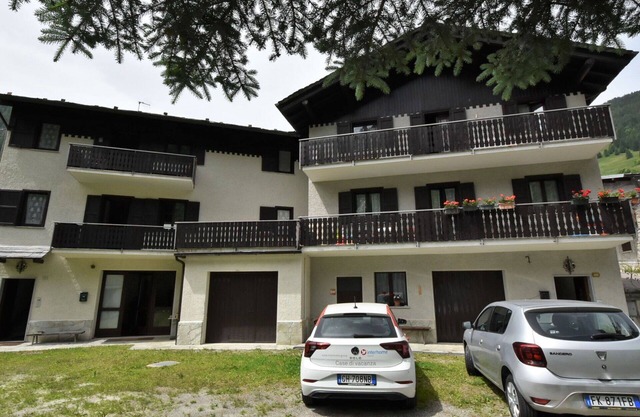 Cosy apartment for 5 guests with WIFI, TV, terrace and pets allowed