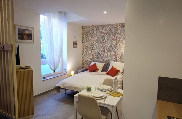 Cosy Apartment La Roche Sur Yon