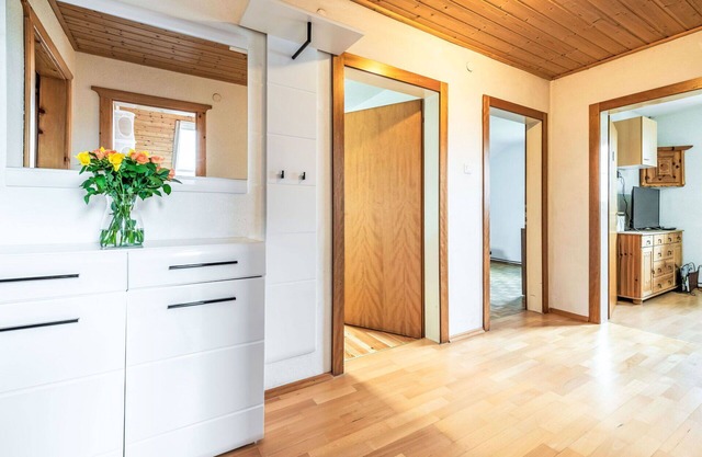 Cosy apartment in villa for 6 guests with WIFI, TV and parking