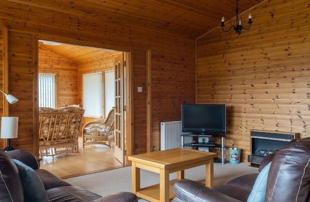 Cosy apartment in villa for 6 people with WIFI, TV, patio, panoramic view and parking