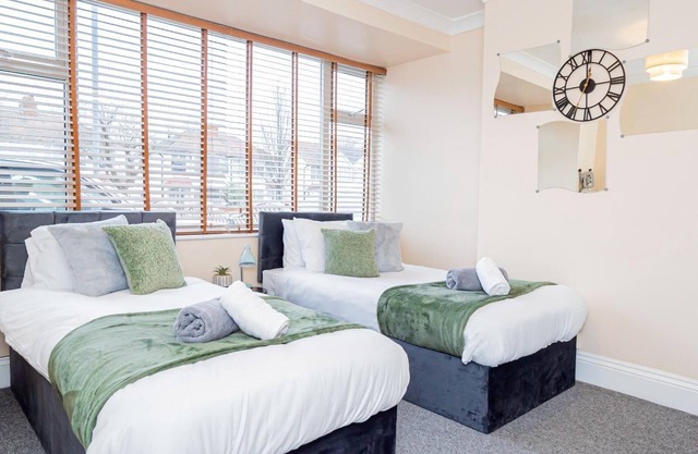 Cosy Birmingham House with 3 Bedrooms