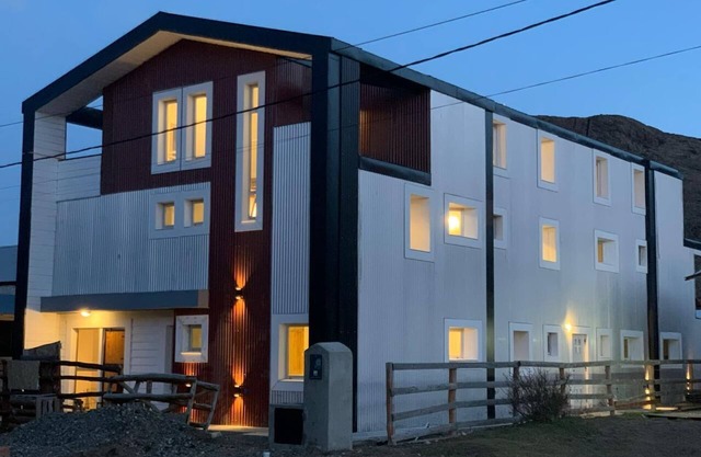 Cosy comfy double studio with full kitchen and bathroom, linen, wifi, cleaning