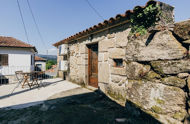 Cosy country house in Minho | Inserted in a Farm with swim | Rural Tourism