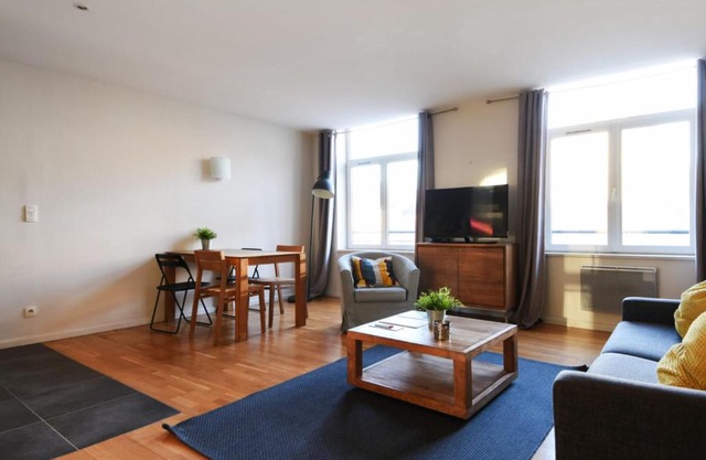 Cosy flat at the heart of Old Lille close to stations - Welkeys