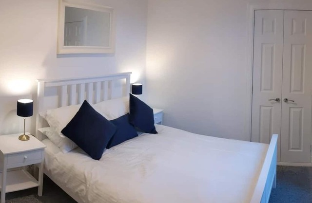 Cosy, fully equipped ground floor apartment (124)