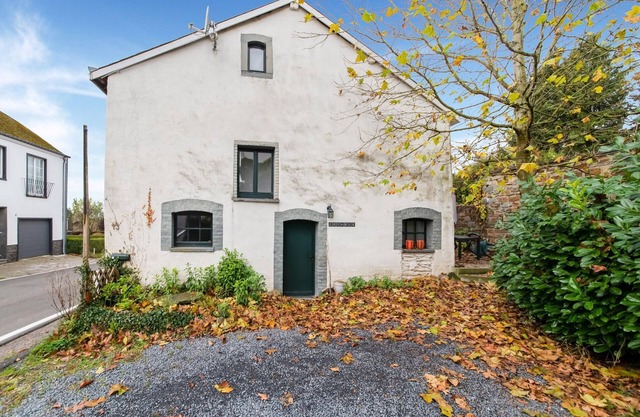Cosy Holiday Home in Cherain near Forest