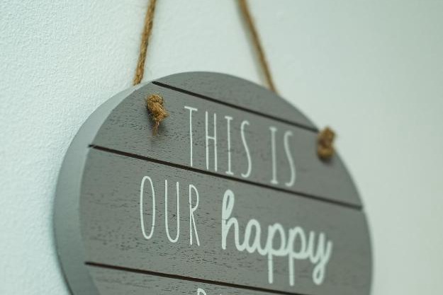 Cosy home with private parking