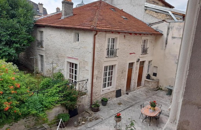 COSY LOFT AVEC JARDIN