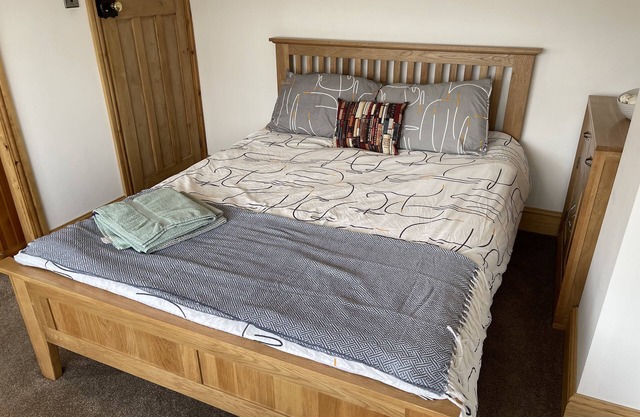 Cosy place near Wrexham City Centre and the famous Racecourse Ground
